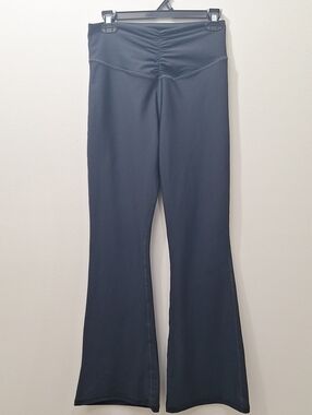 BECCA Black Athletic Leggings with Stitched Waistband Size L